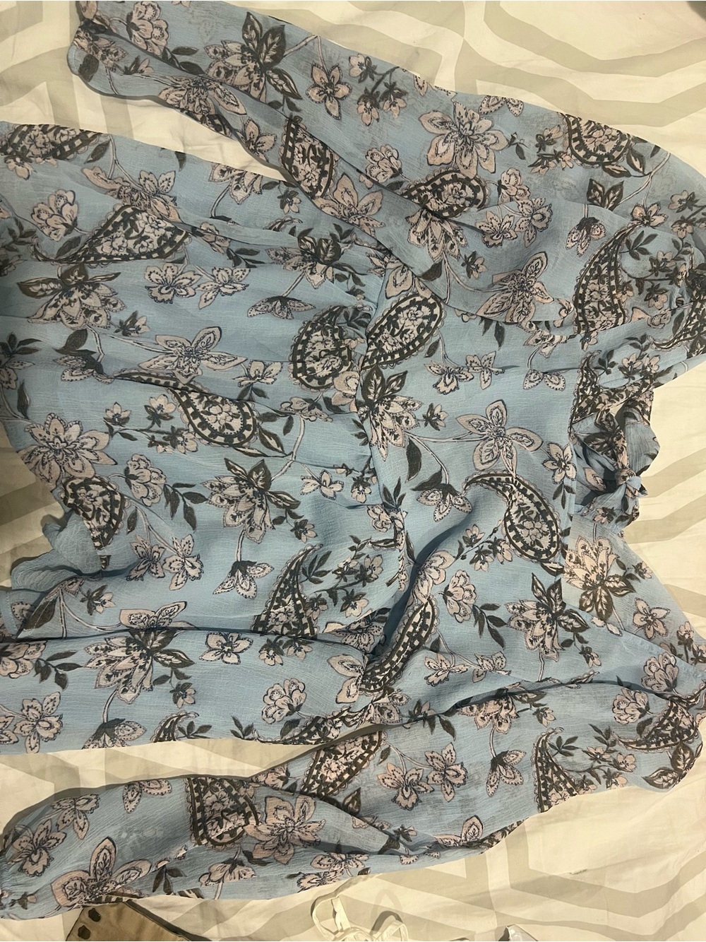American Eagle Outfitters Light Blue Floral Paisley Top
